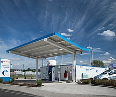 Hydrogen refueling station by Air Liquide